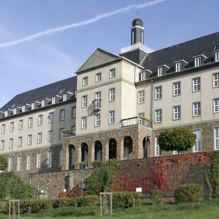 Kardinal Schulte Haus Hotell Bergisch Gladbach Exteriör bild
