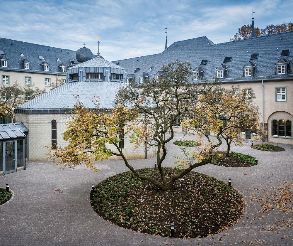 Kardinal Schulte Haus Hotell Bergisch Gladbach Exteriör bild